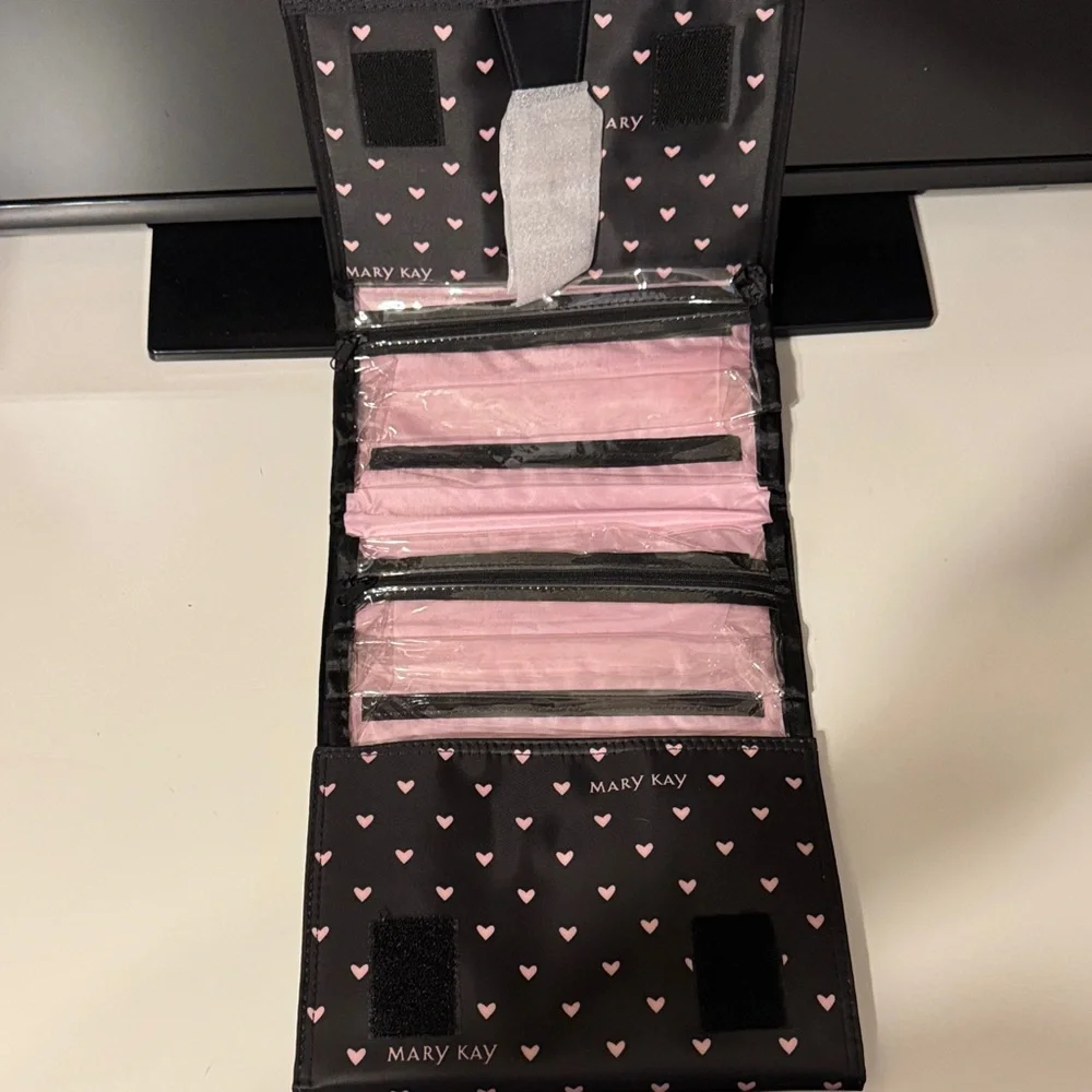 Mary Kay Black Tote with Pink Hearts /Make up bag. New!